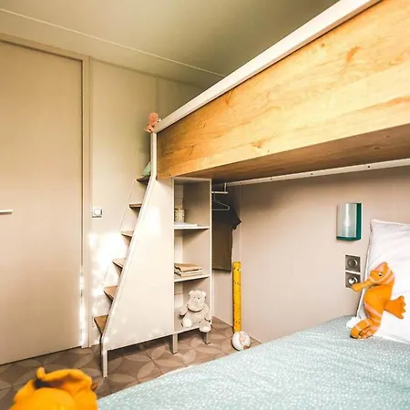 Mobil Avec Terrasse - 3 Chambres, Cuisine Equipee - Api-1-52-1179 * Saint-Jean-de-Monts