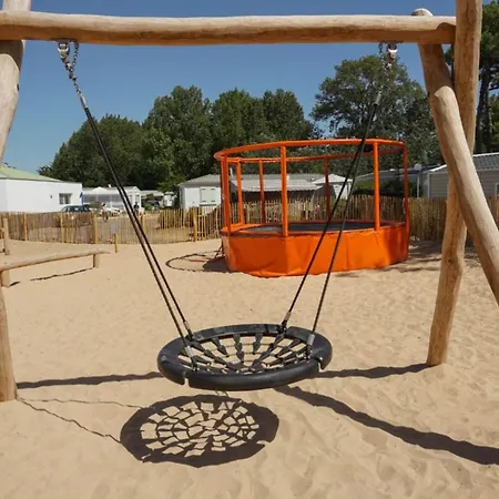 Mobil Avec Terrasse - 3 Chambres, Cuisine Equipee - Api-1-52-1179 Camping *