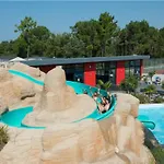 Mobil Avec Terrasse - 3 Chambres, Cuisine Equipee - Api-1-52-1179 * Saint-Jean-de-Monts