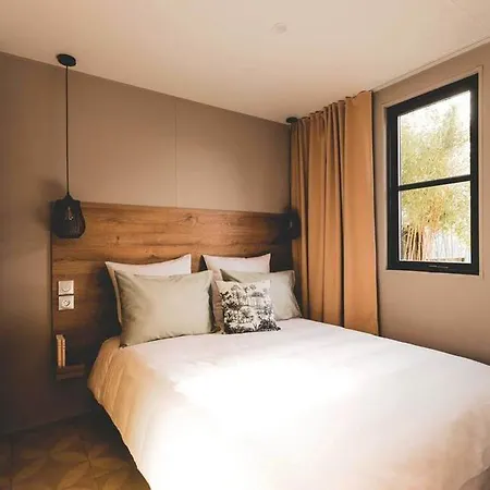 Mobil Avec Terrasse - 3 Chambres, Cuisine équipée - Api-1-52-1179 * Saint-Jean-de-Monts