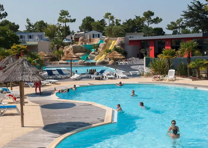 Mobil Avec Terrasse - 3 Chambres, Cuisine équipée - Api-1-52-1179 Camping Saint-Jean-de-Monts