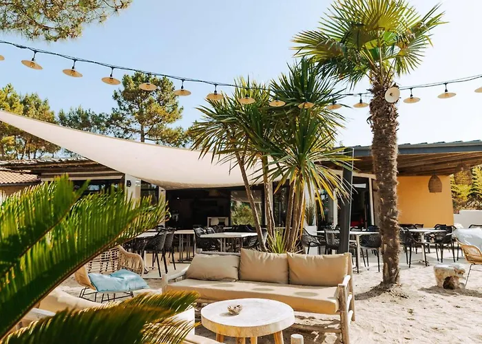 Mobil Avec Terrasse - 3 Chambres, Cuisine équipée - Api-1-52-1179 * Saint-Jean-de-Monts